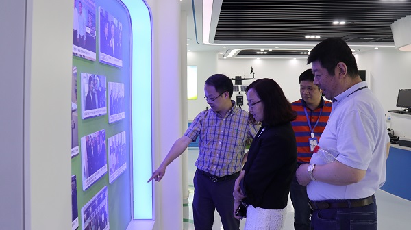 农业农村部对外经济合作中心领导莅临芭乐视频APP下载IOS下载网站调研 农业农村部对外经济合作中心领导莅临芭乐视频APP下载IOS下载网站调研