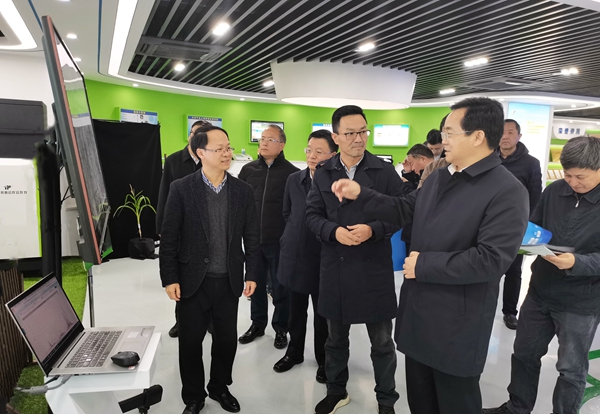 浙江省高兴夫副省长一行莅临浙江芭乐视频APP下载IOS下载网站股份有限公司参观调研 浙江省高兴夫副省长一行莅临浙江芭乐视频APP下载IOS下载网站股份有限公司参观调研